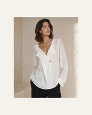 VELSÉE Women’s Mulberry Silk Layered-Lapel Blouse – Ivory Long-Sleeve Draped V-Neck Top