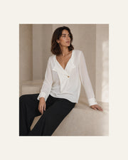 VELSÉE Women’s Mulberry Silk Layered-Lapel Blouse – Ivory Long-Sleeve Draped V-Neck Top