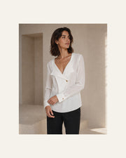 VELSÉE Women’s Mulberry Silk Layered-Lapel Blouse – Ivory Long-Sleeve Draped V-Neck Top